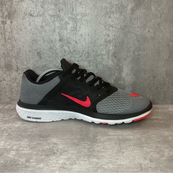 Nike FS Lite Run 3 Running Shoes 807144-002 Mens sz 7.5 - black/red - Picture 3 of 7